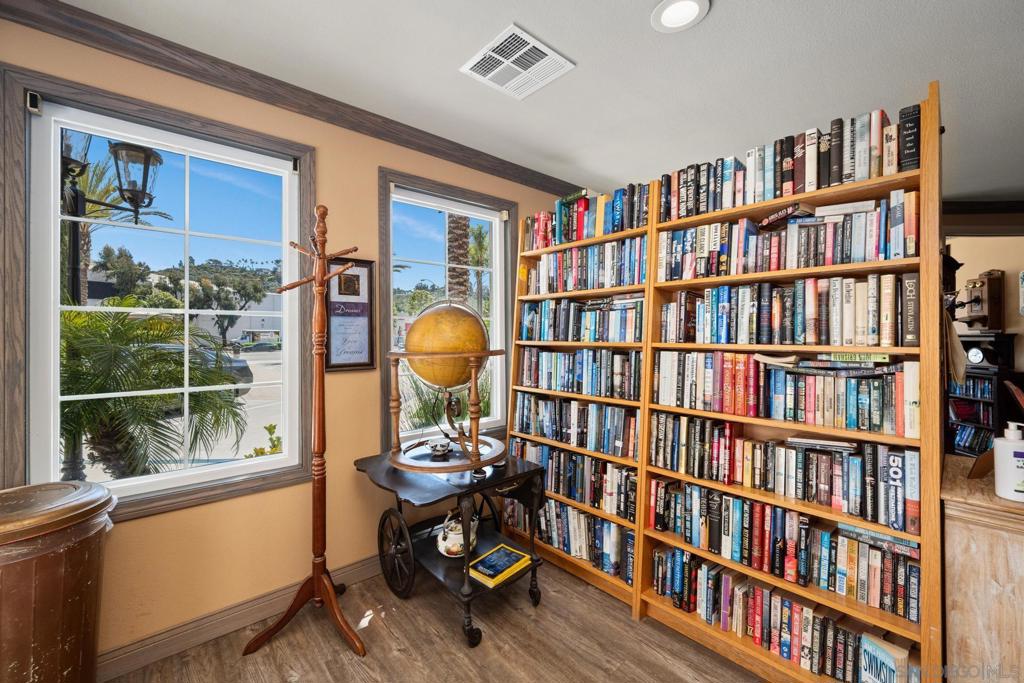 2150 Camino De La Reina 4210