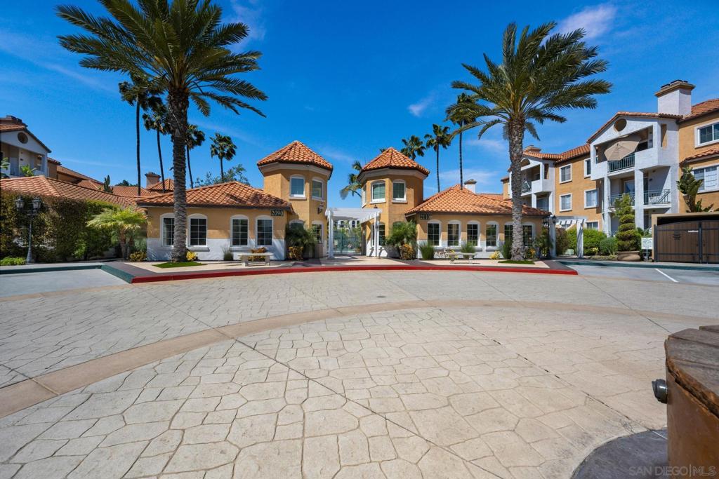 2150 Camino De La Reina 4210