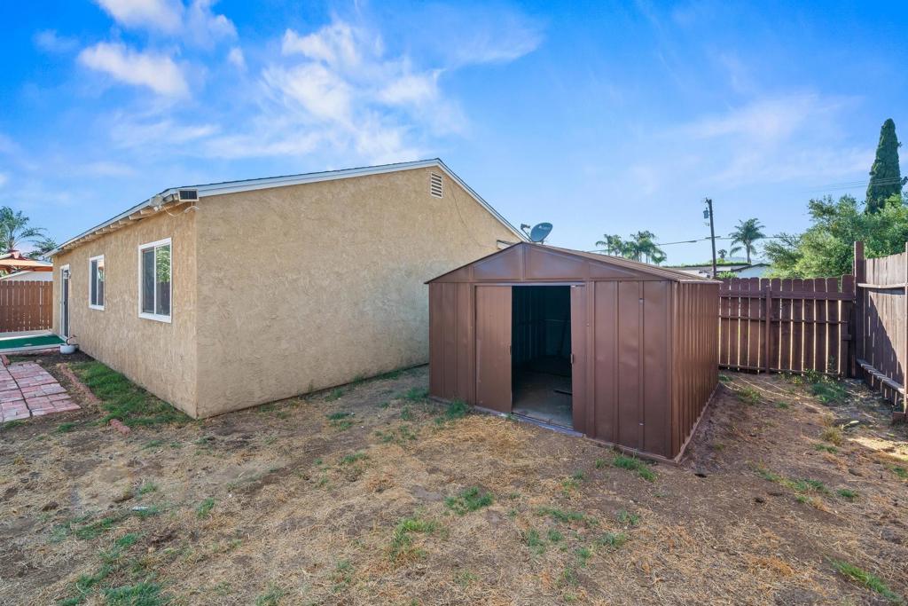 2155 E E Washington Ave