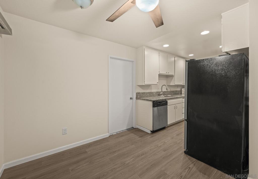 2155 E E Washington Ave