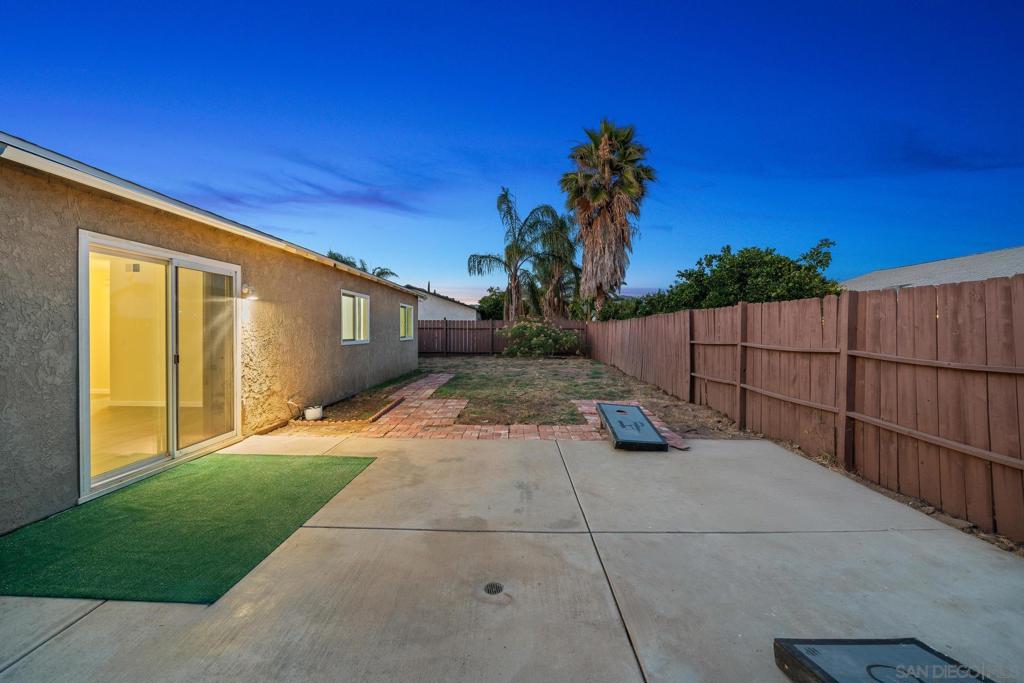 2155 E E Washington Ave