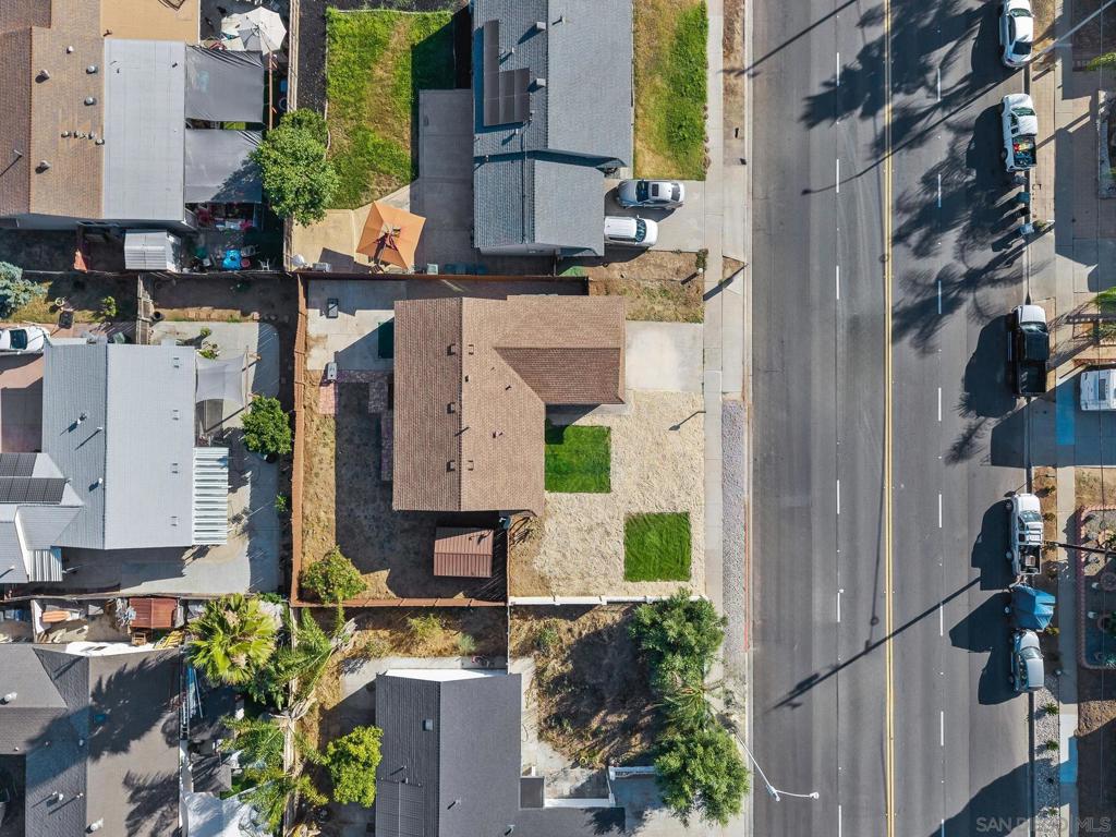 2155 E E Washington Ave