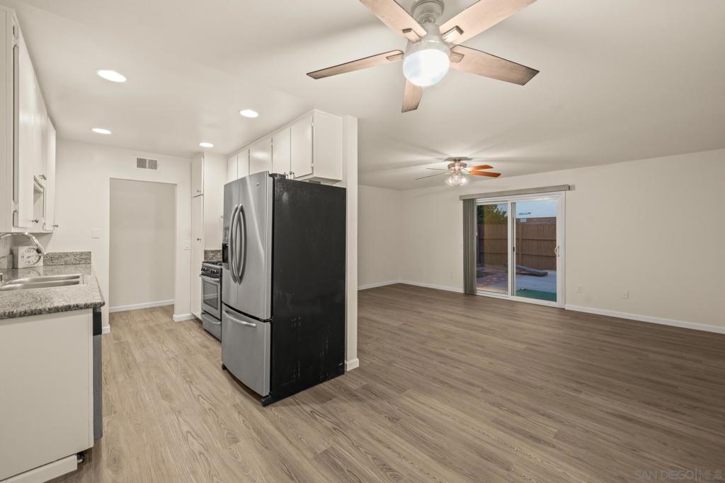 2155 E E Washington Ave