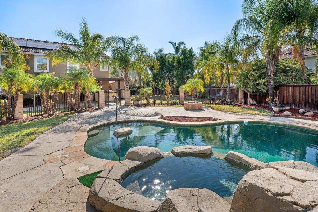 23600 Desert Oak Ln