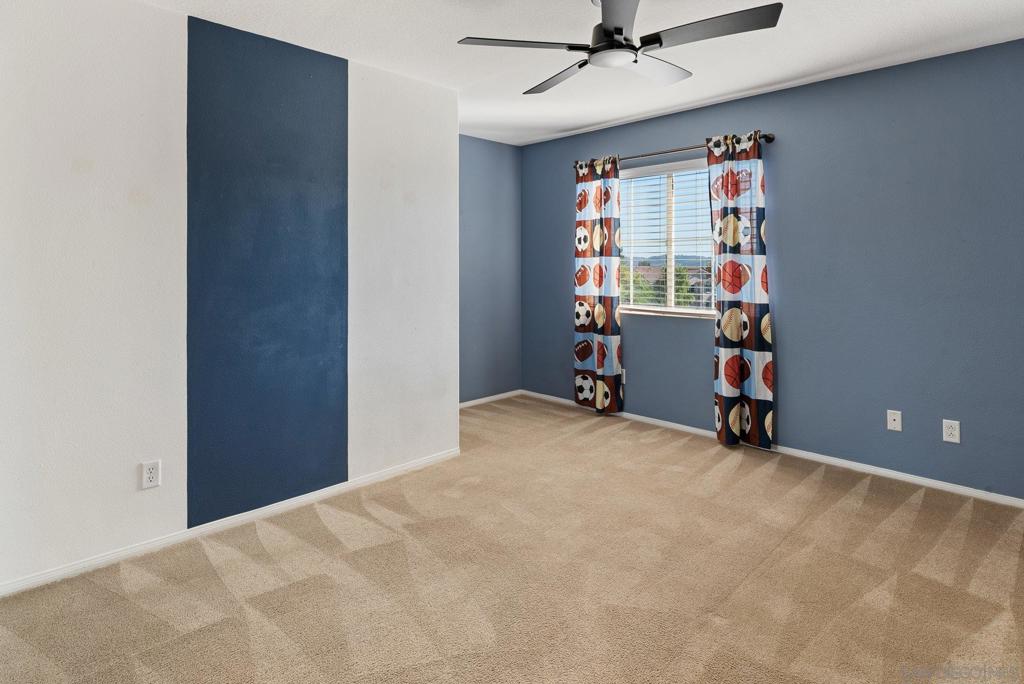 23600 Desert Oak Ln