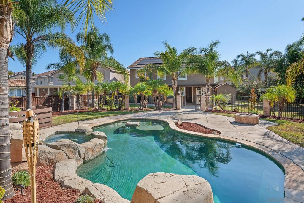 23600 Desert Oak Ln