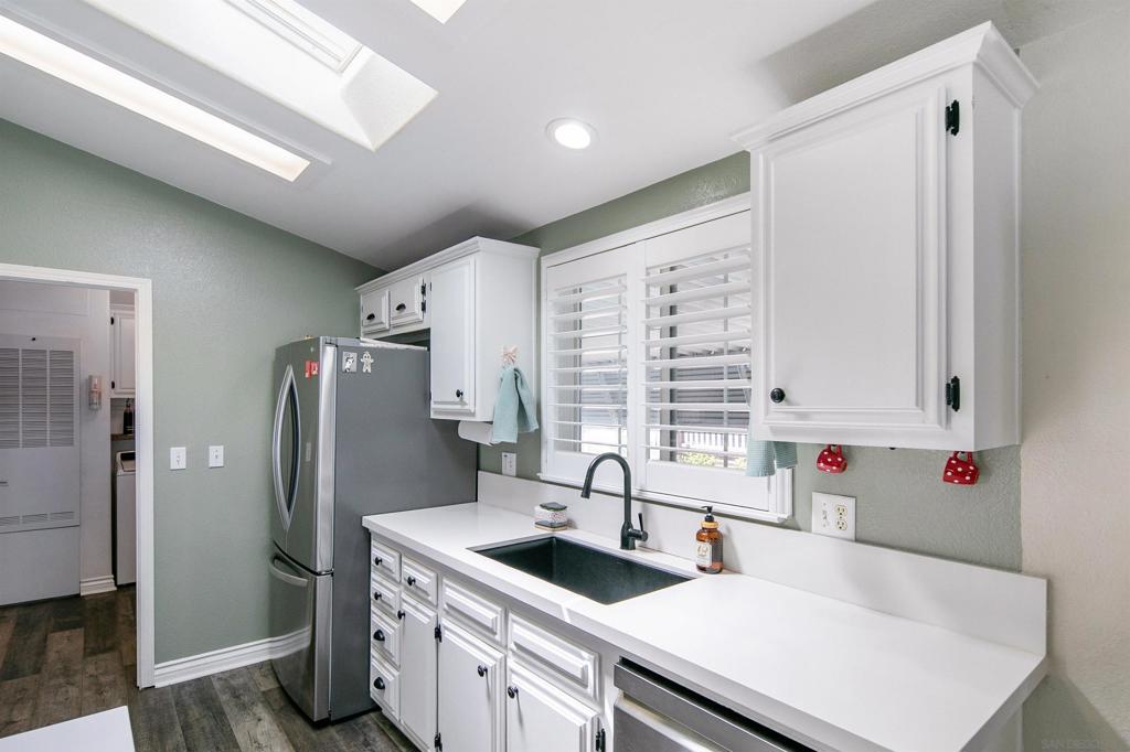 1145 E Barham 234