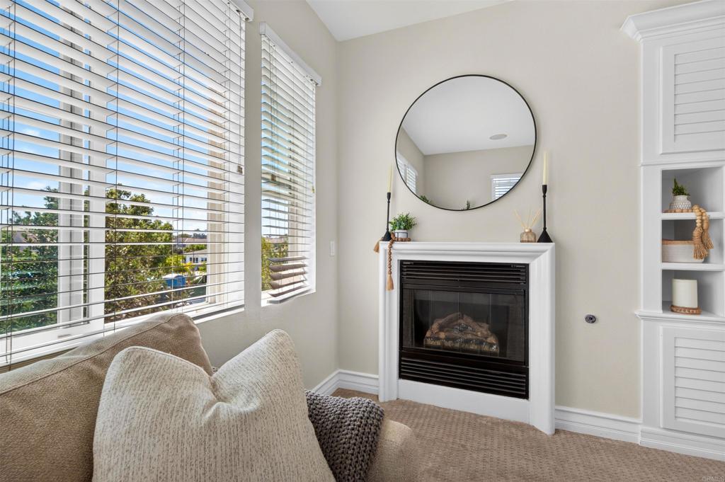 4368 nautilus way 10