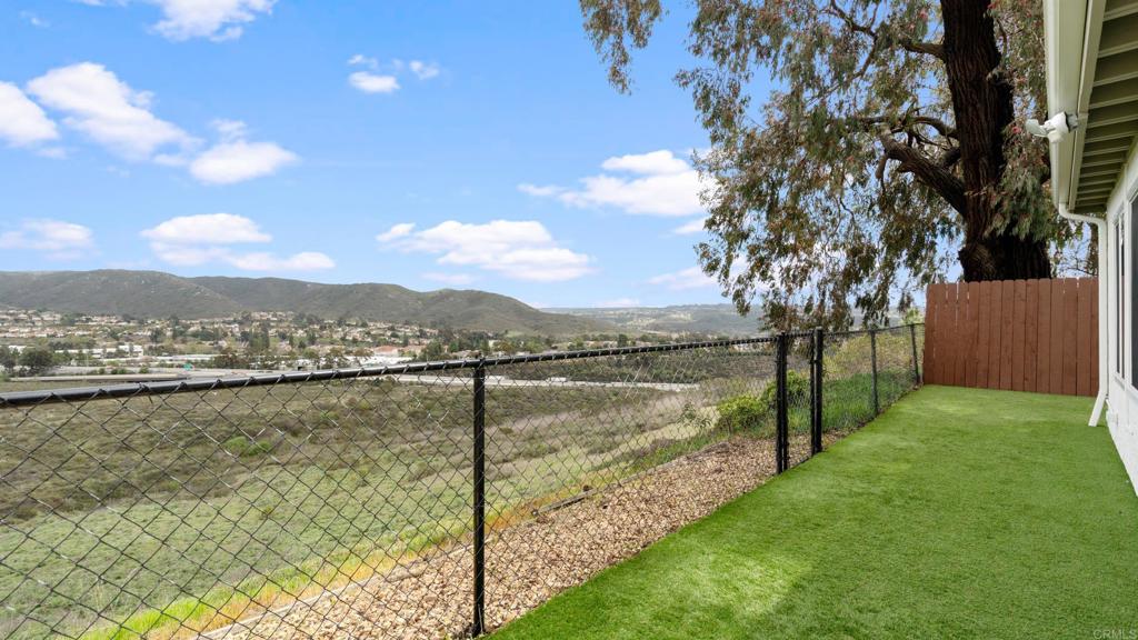 13173 Avenida Grande