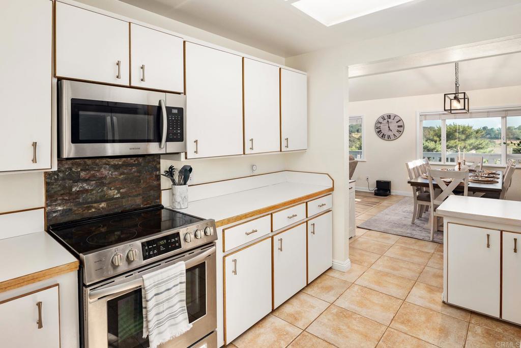 10518 Moon View Way
