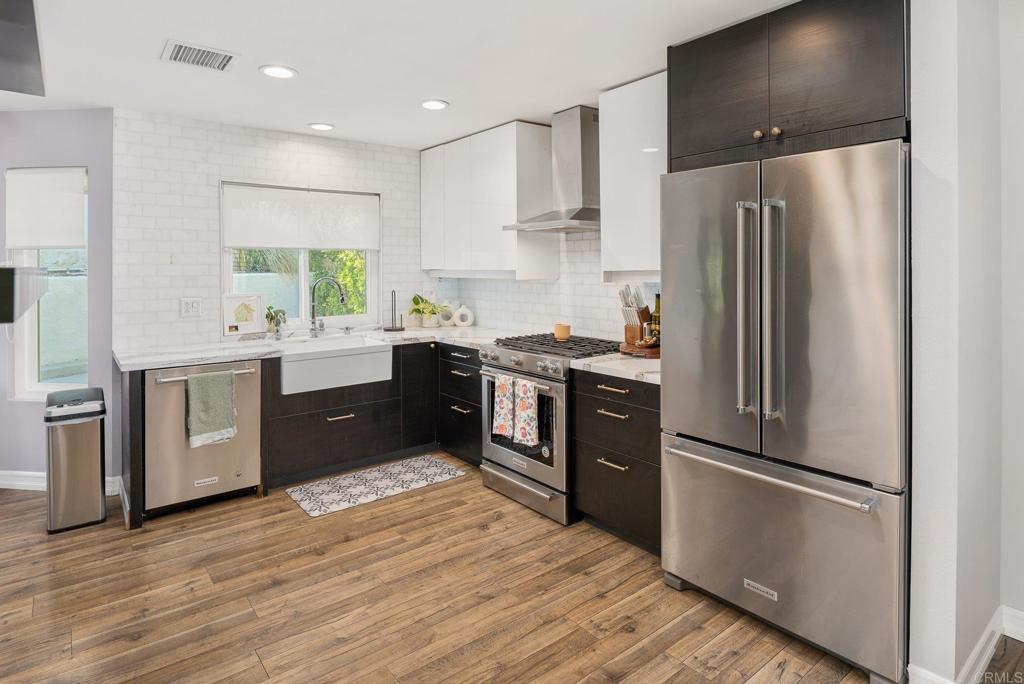 1756 Still Water Glen