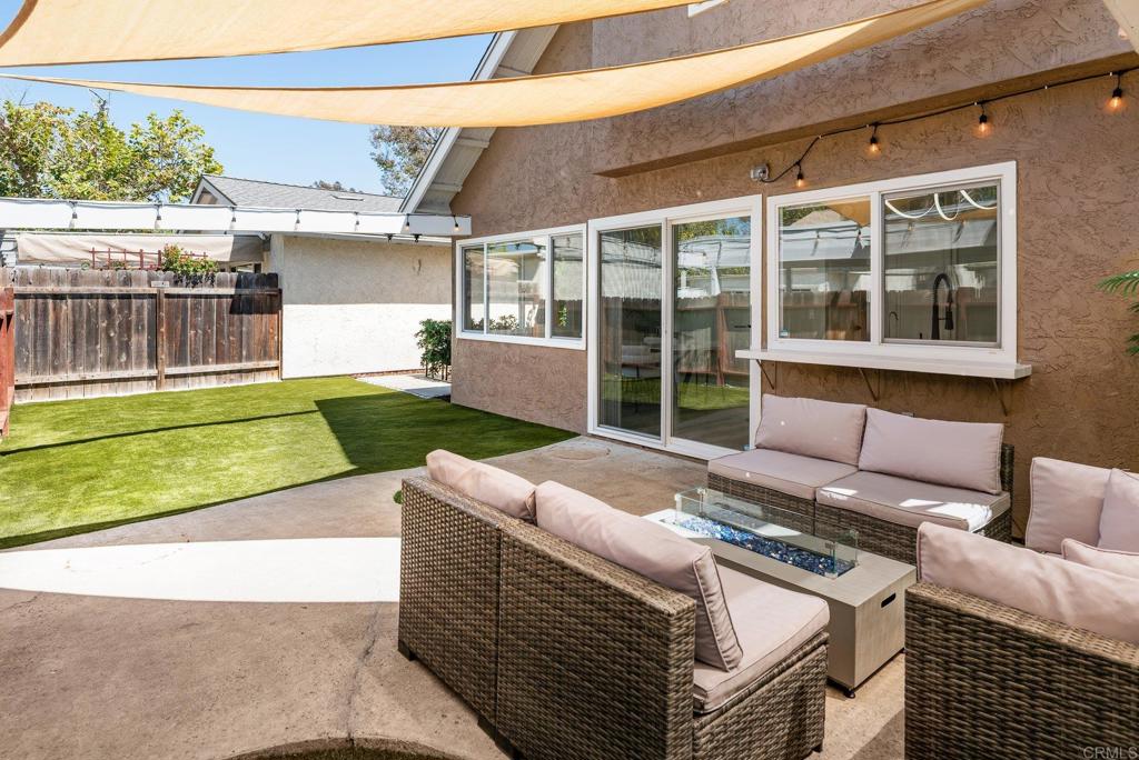 10690 Esmeraldas Drive