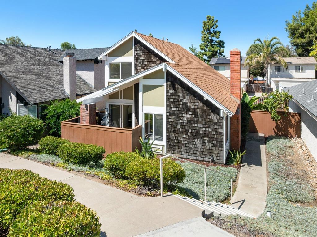 10690 Esmeraldas Drive