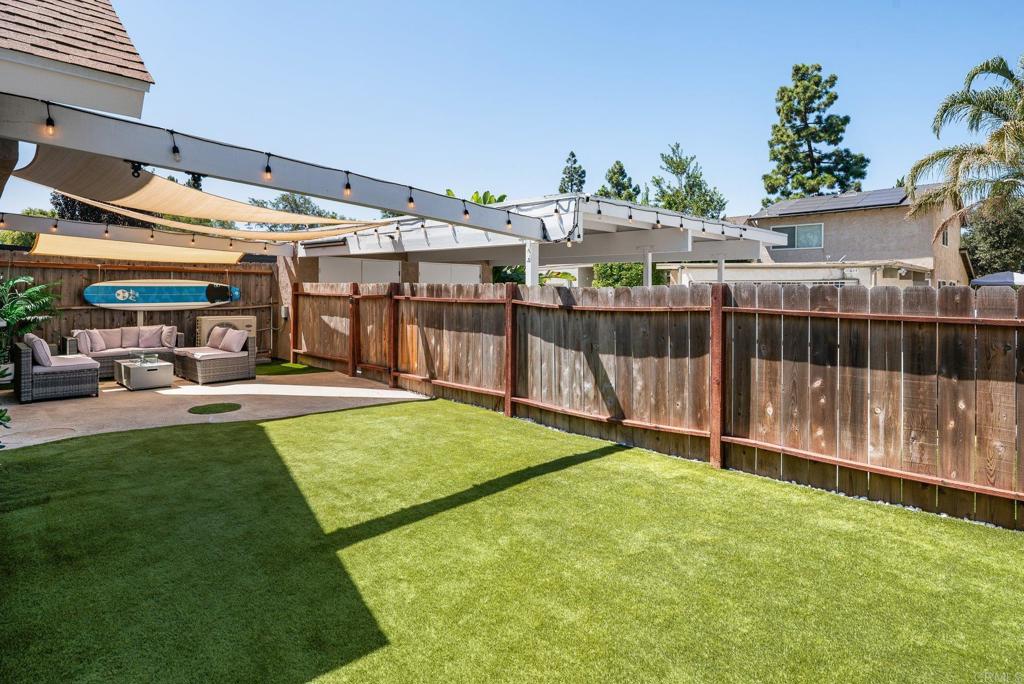 10690 Esmeraldas Drive