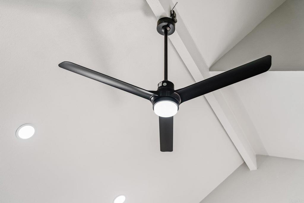 10690 Esmeraldas Drive