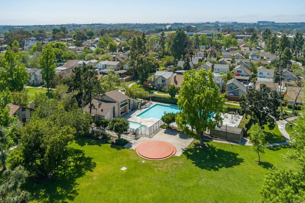 10690 Esmeraldas Drive