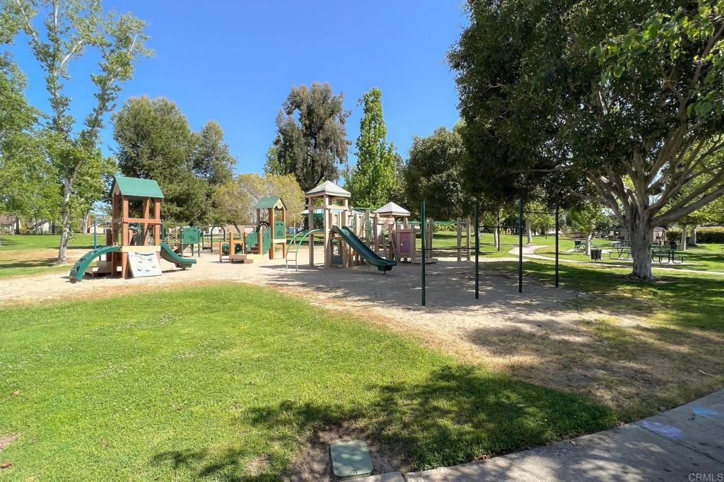 10690 Esmeraldas Drive