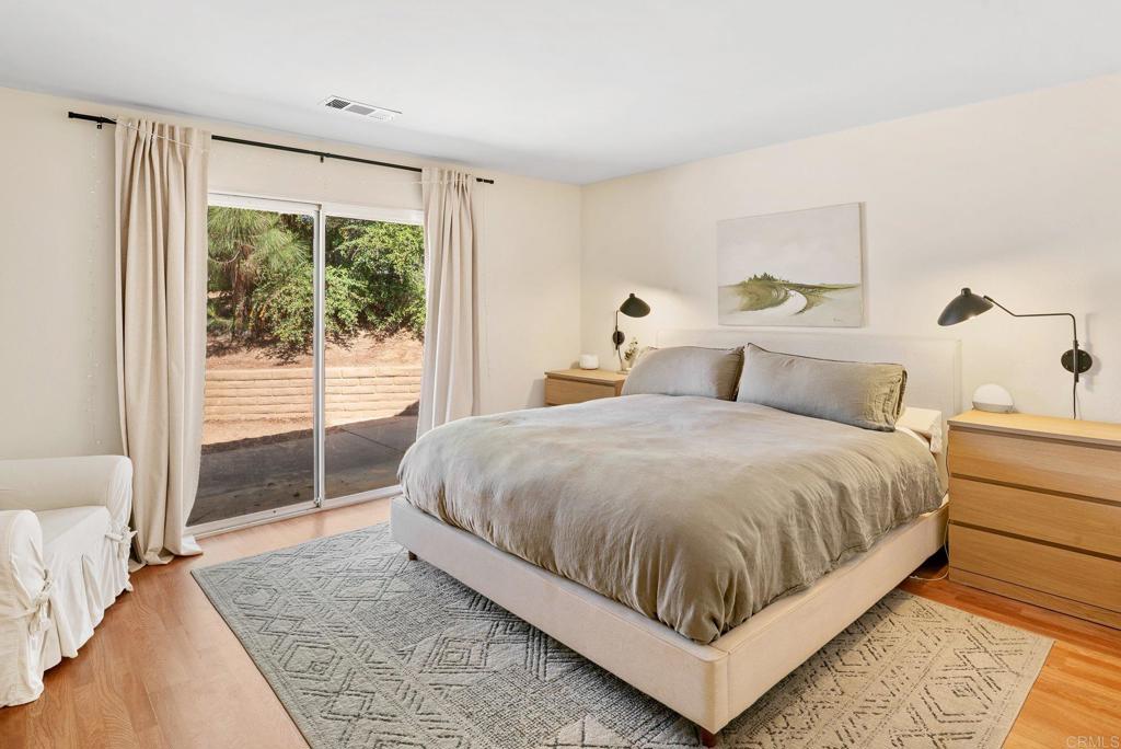 10512 Moon View Way