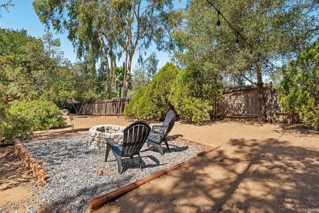 10512 Moon View Way