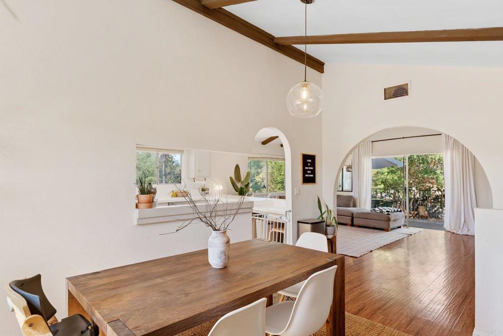 10512 Moon View Way