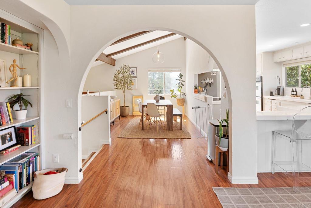 10512 Moon View Way