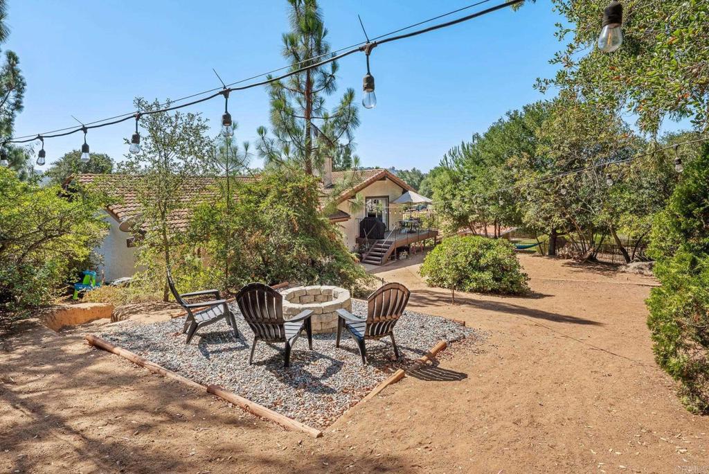 10512 Moon View Way