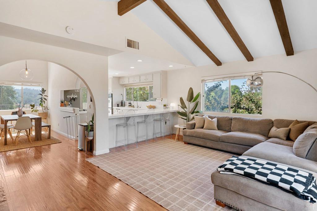 10512 Moon View Way