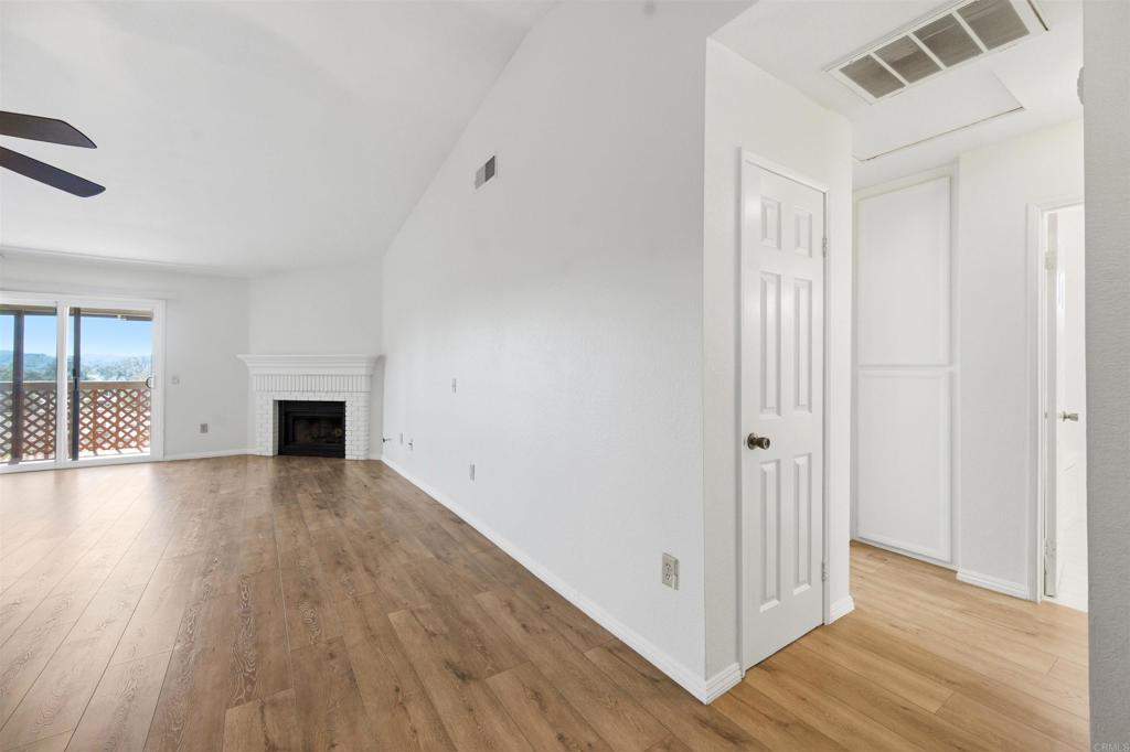 1257 Soria Glen