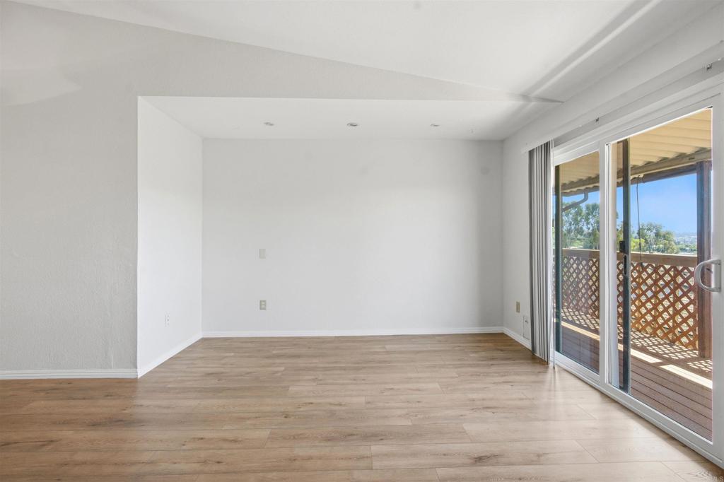 1257 Soria Glen