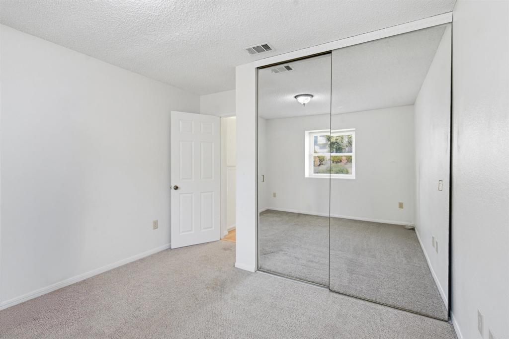1257 Soria Glen