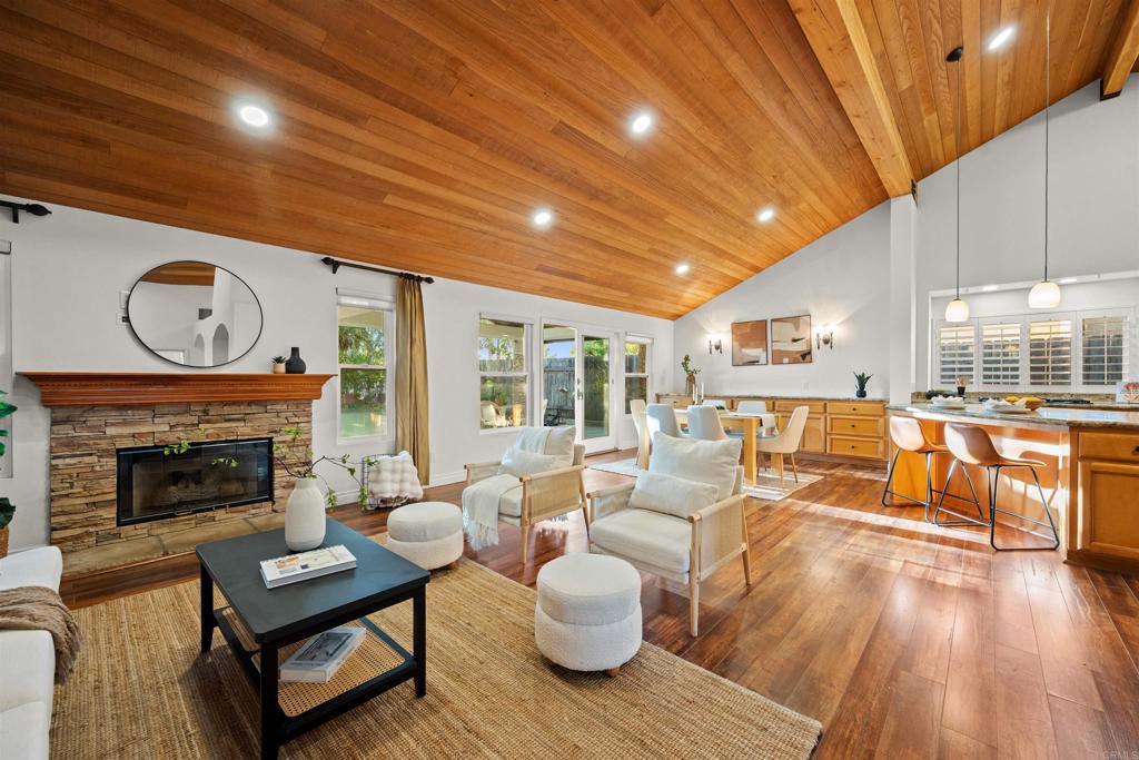 1062 Monterey Vista Way