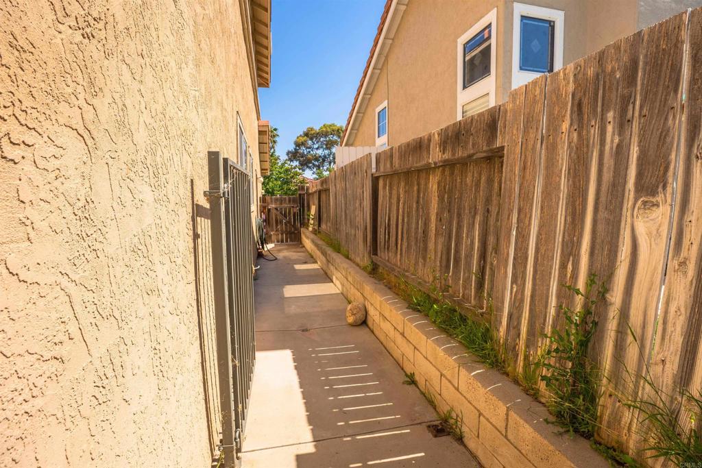 33029 Rossman Circle