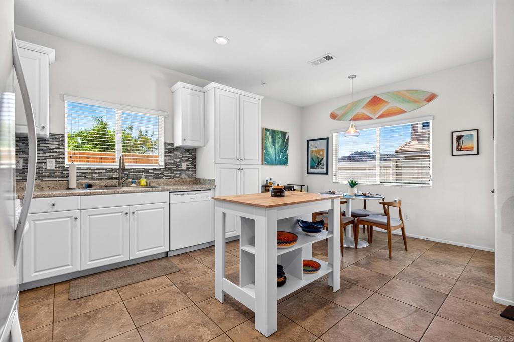 259 Dun Blazer Way