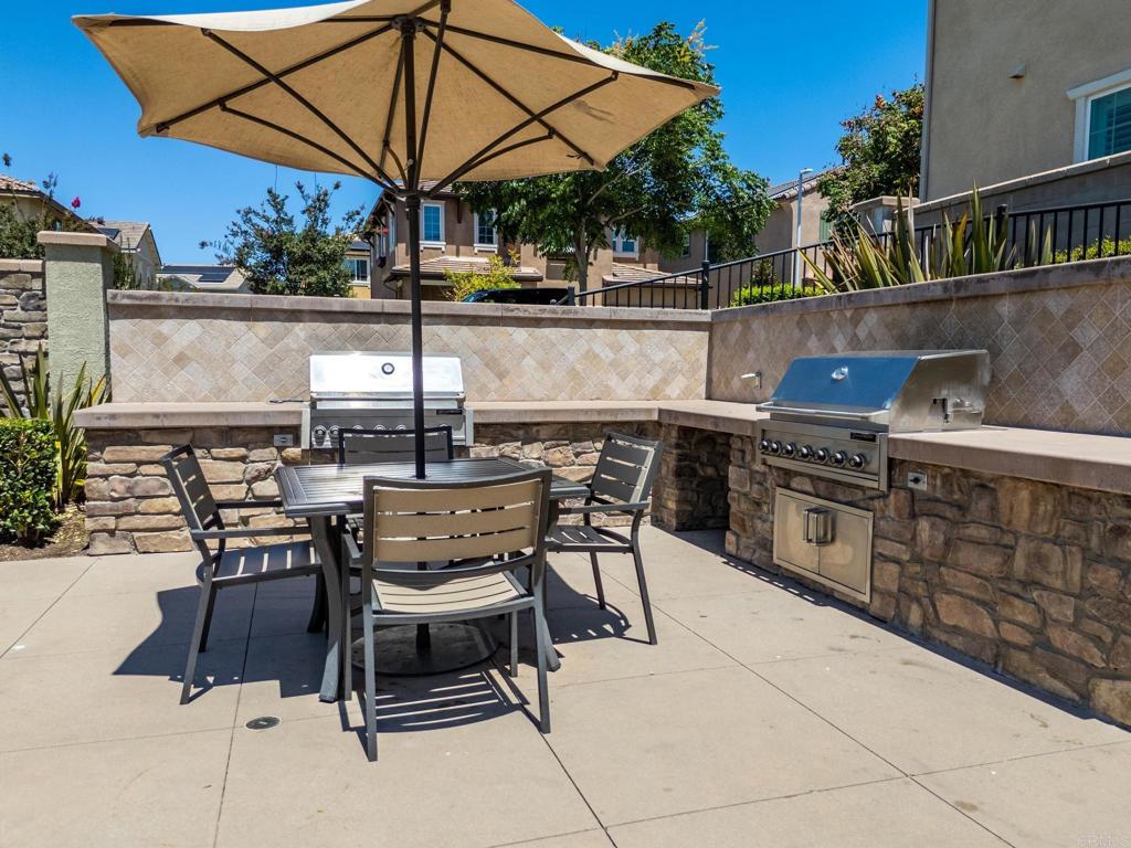 259 Dun Blazer Way