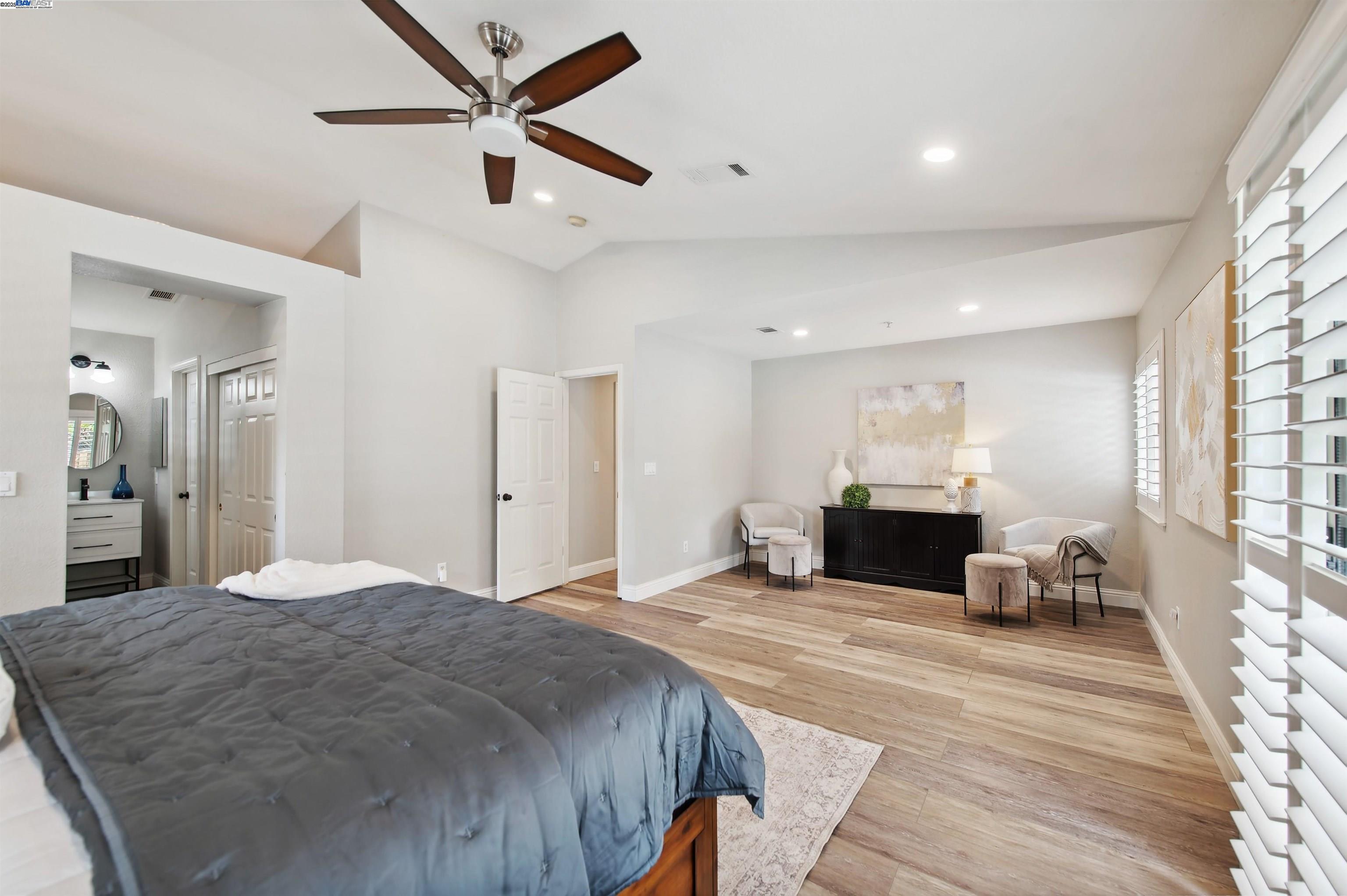 1339 Fairbrook Ct