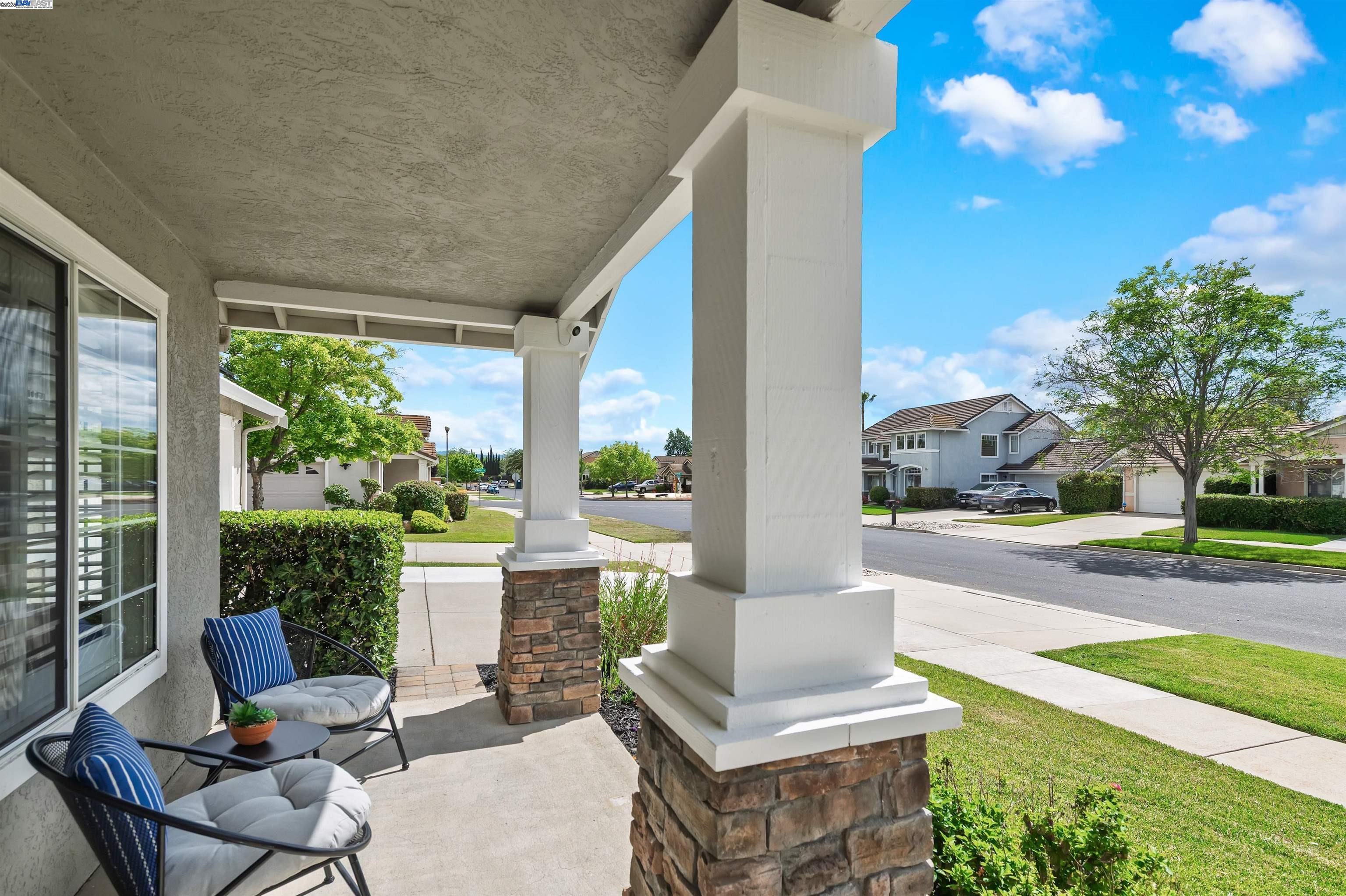 1339 Fairbrook Ct