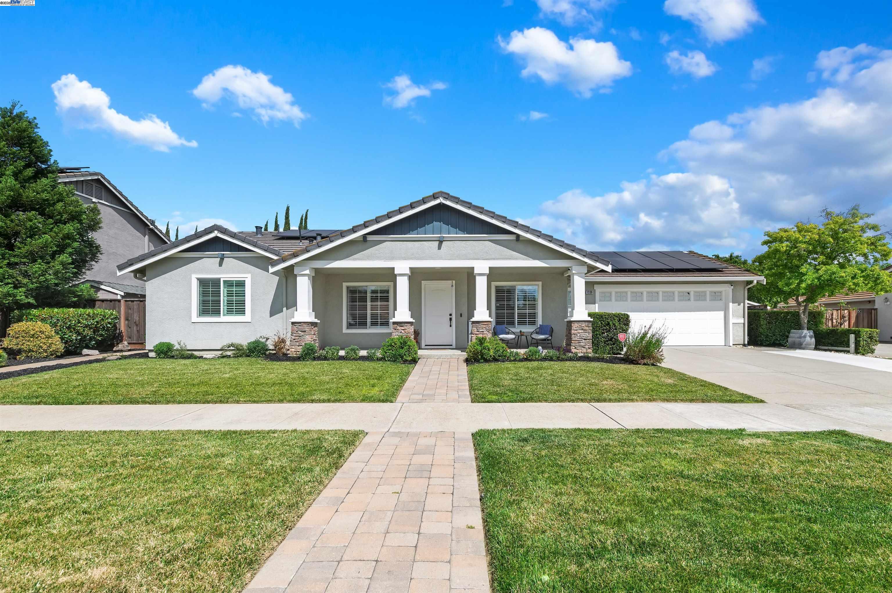 1339 Fairbrook Ct
