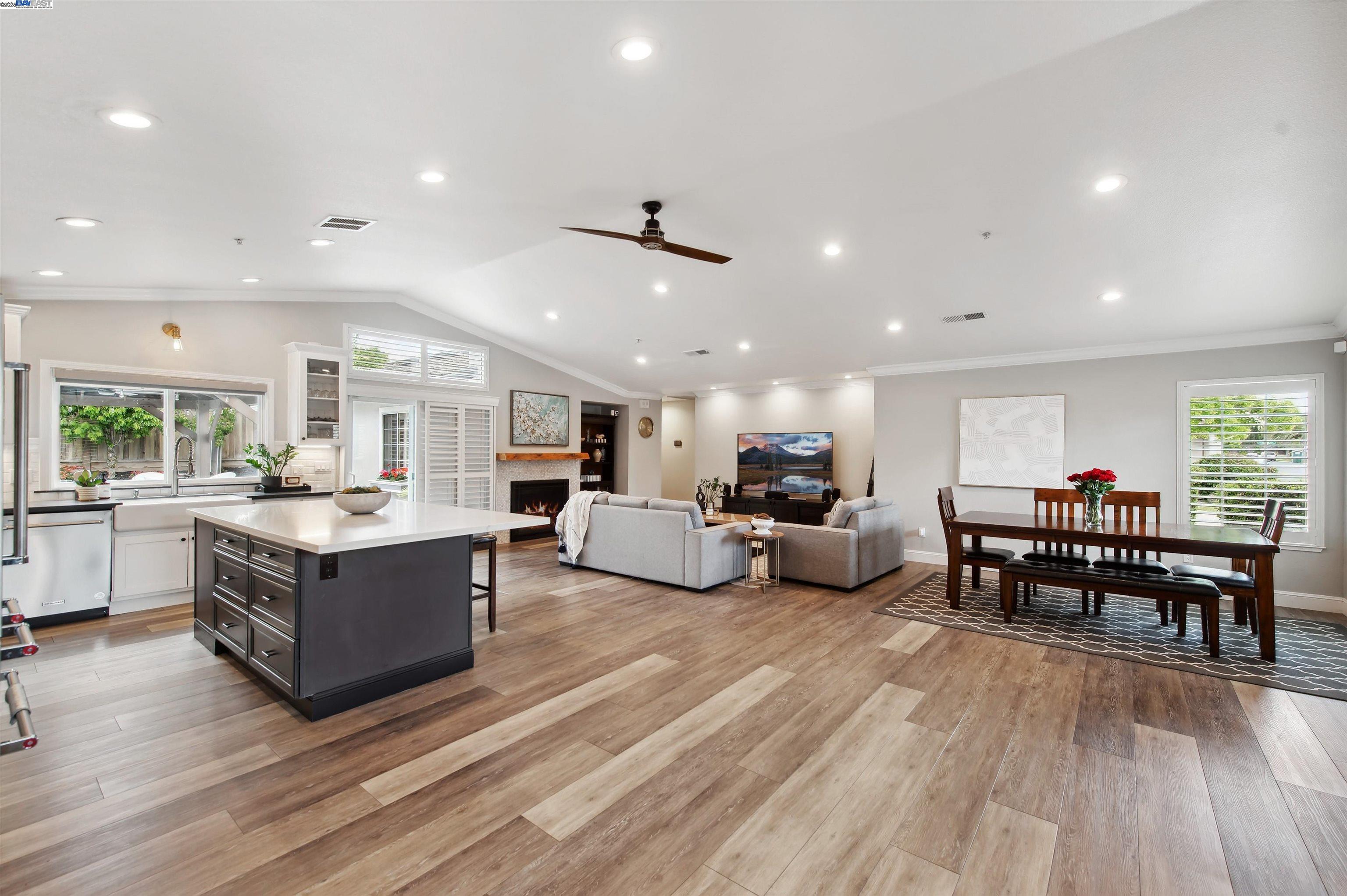 1339 Fairbrook Ct