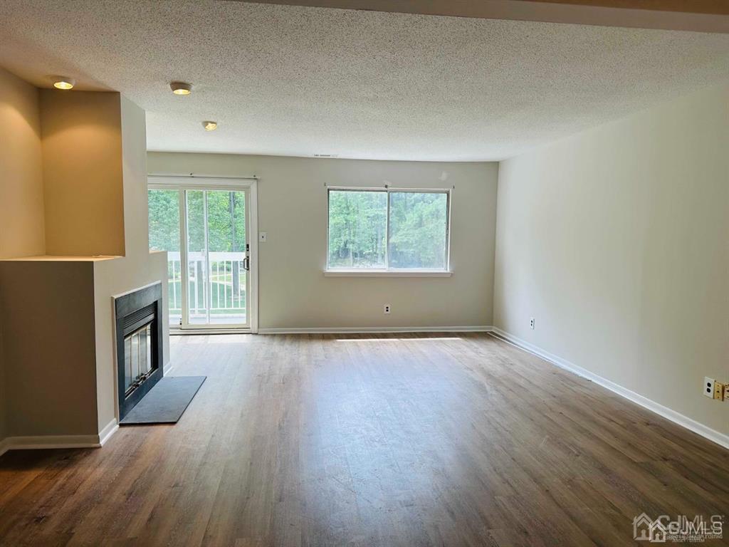 30 Sassafras Lane