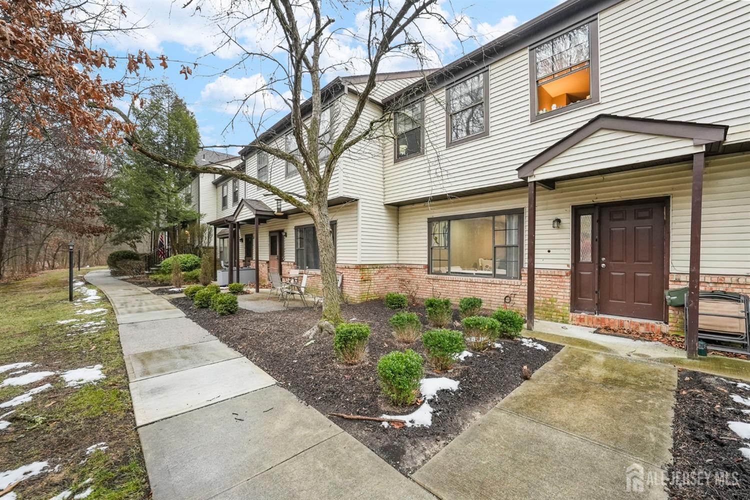 1329 Tupelo Court