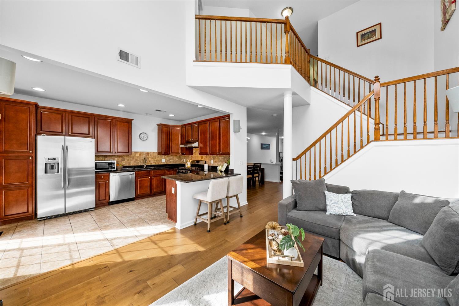 2472 Canterbury Lane