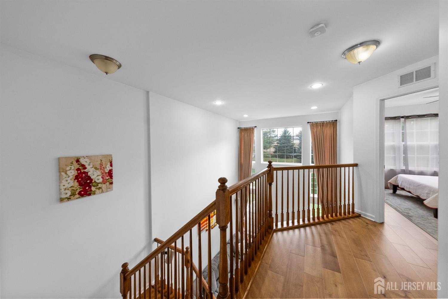 2472 Canterbury Lane