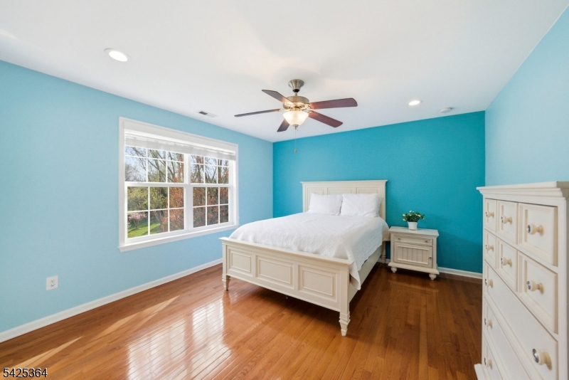 3 Torbet Rd