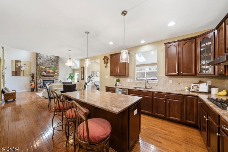 3 Torbet Rd