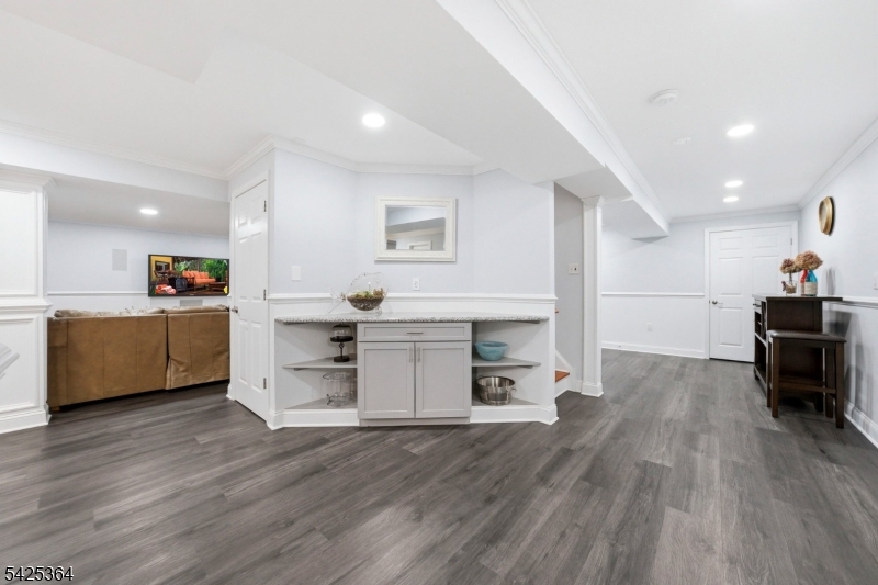 3 Torbet Rd