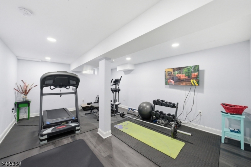 3 Torbet Rd