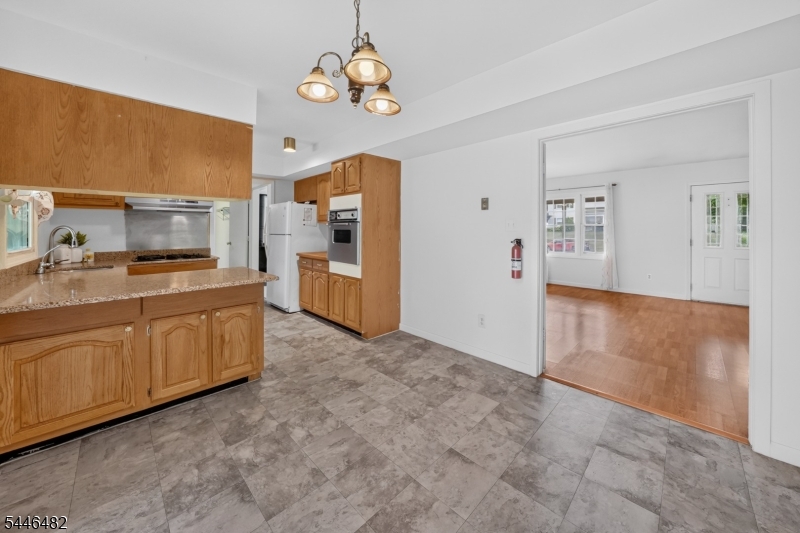 6 Concord Dr