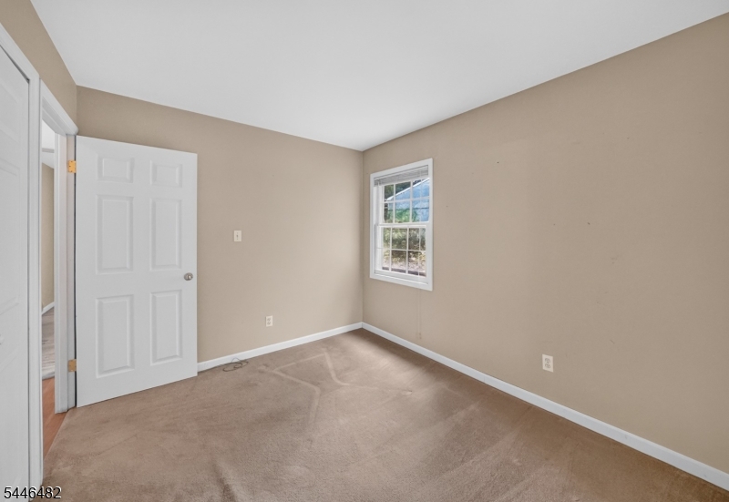 6 Concord Dr