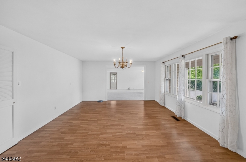 6 Concord Dr