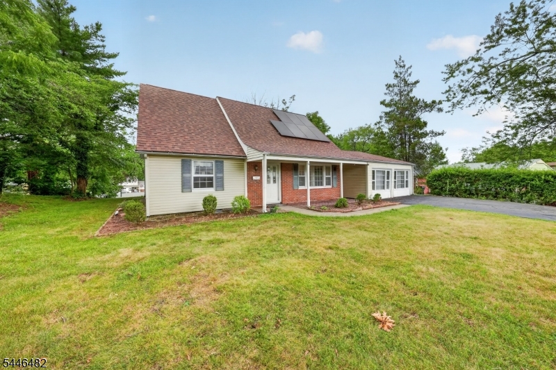 6 Concord Dr